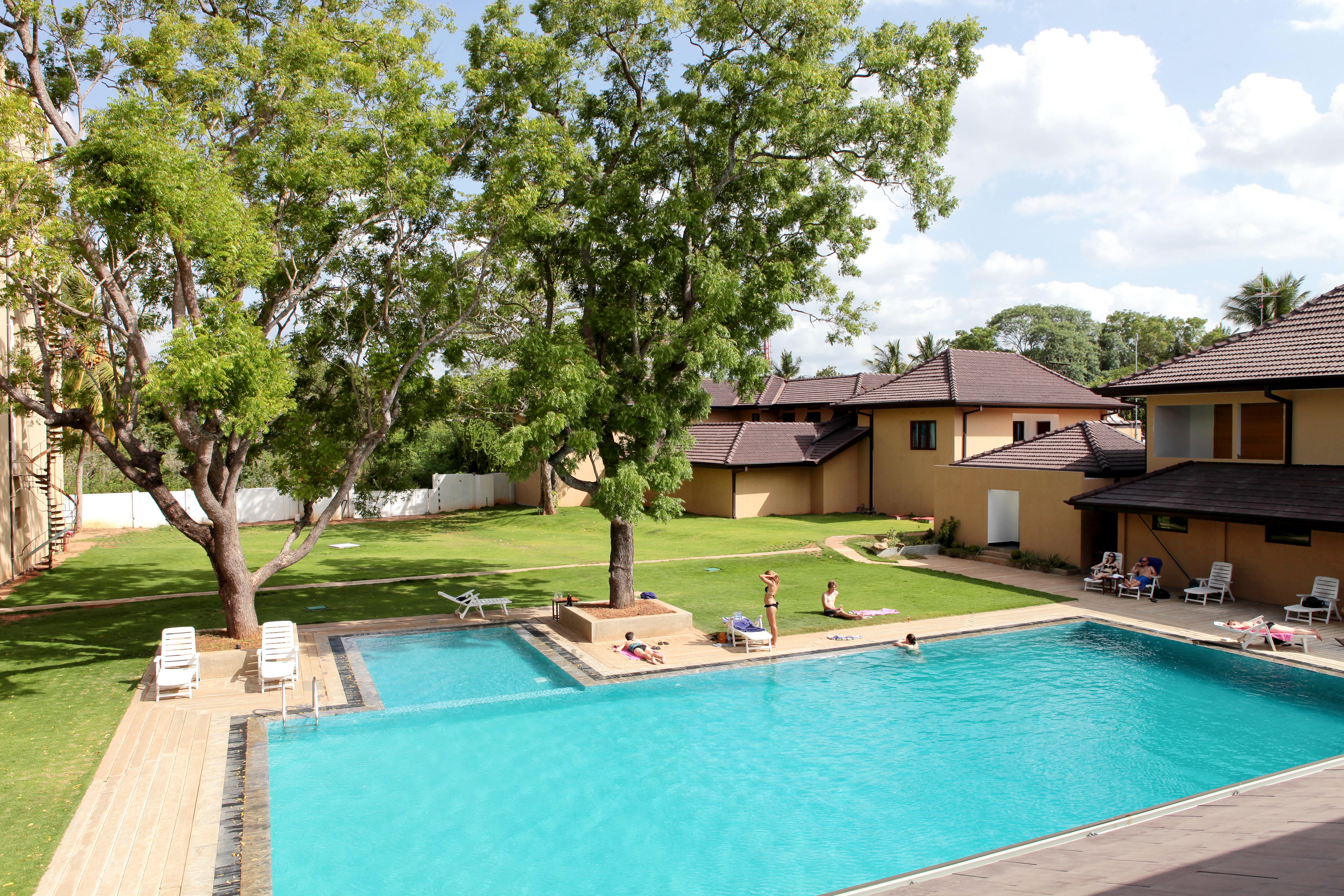 Rajarata Hotel Anuradhapura Zewnętrze zdjęcie